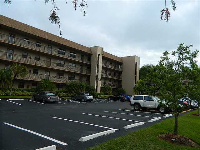 1st image of 10467 Sunrise Lakes Blvd APT 404