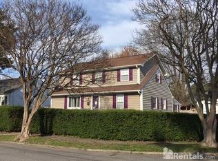 8432 Radnor Rd, Norfolk, VA 23503