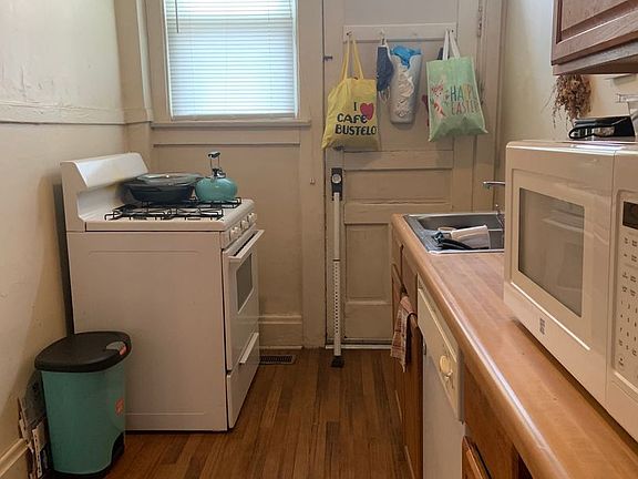 5th image of 451 E Tompkins St #455