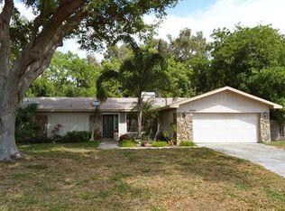 6904 4th Avenue Dr NW, Bradenton, FL 34209