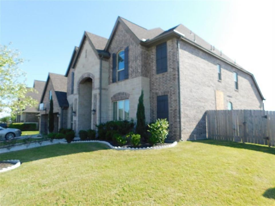 1st image of 3432 Magnolia Shores Ln