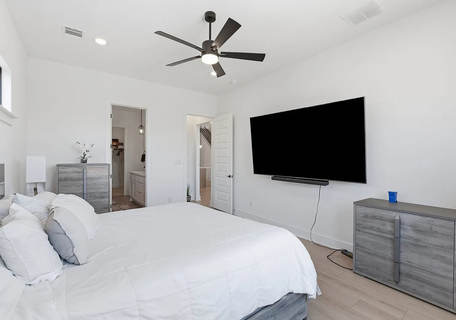 Your Backyard Oasis Awaits | 3BR Georgetown Home with Pool & 2-Car Garage — Photo 4