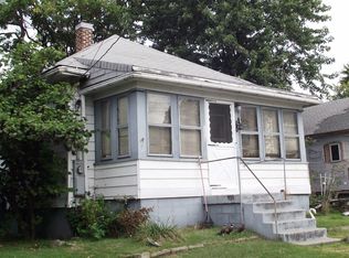 1115 E 10th St, Beardstown, IL 62618