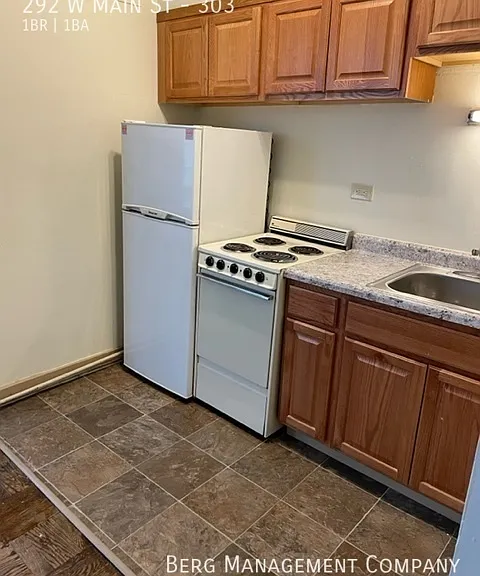 292 W Main St #303 — Photo 1