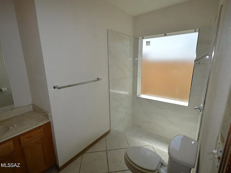 5050 N Hillcrest Dr — Photo 7