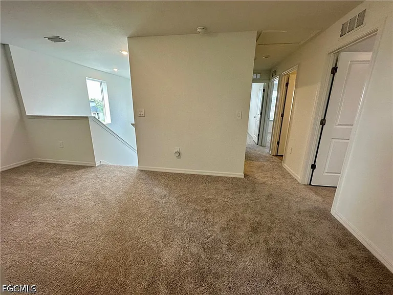 11812 Cloverly Ln — Photo 23