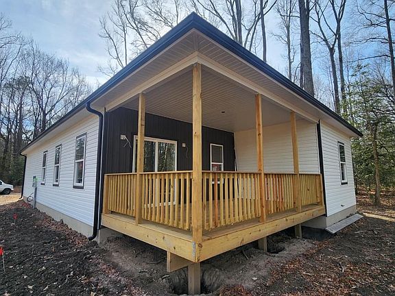 2nd image of 175 Rose Way