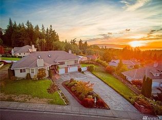 4104 Wildwood Dr, Bellingham, WA 98229