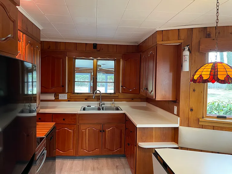 8250 Fox Ridge Rd — Photo 27