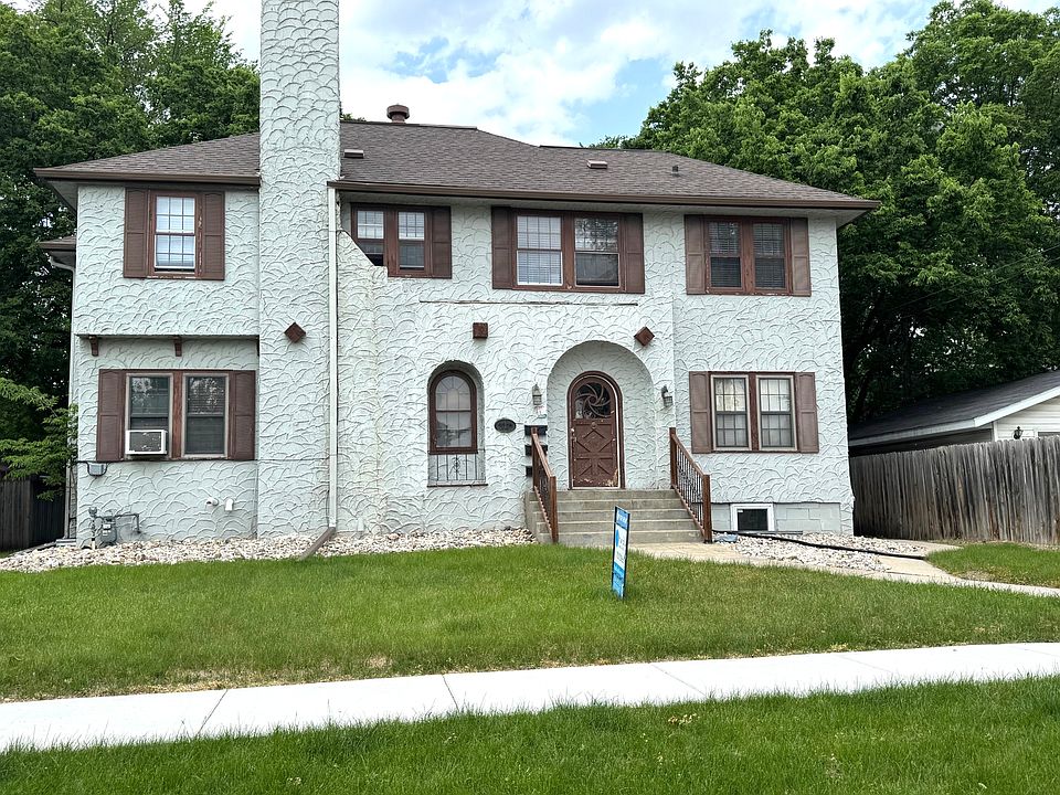 1st image of 717 8th Ave N APT 2