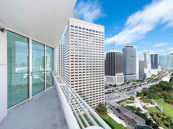 3rd image of 335 Biscayne Blvd #3002