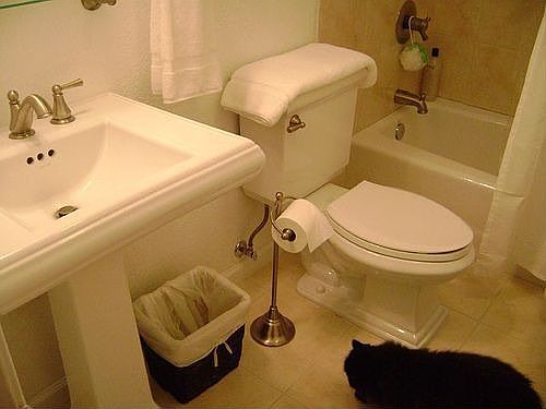 5th image of 2512 Clairemont Dr Unit 214