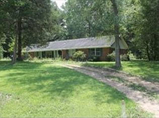213 W Garrard Rd, Starkville, MS 39759