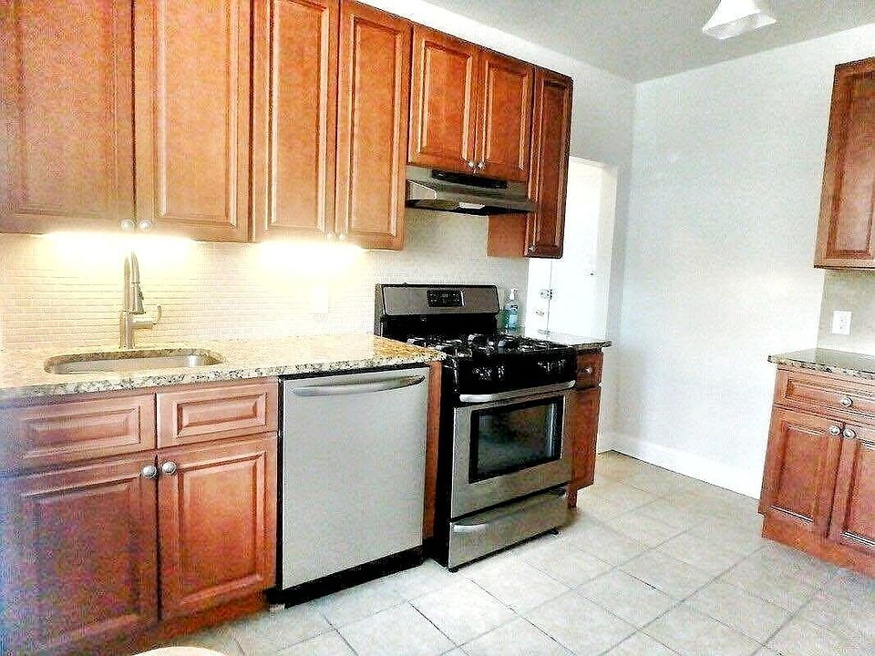 1st image of 25-98 46th St #Fr