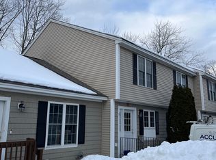 9 Station Dr, Dover, NH 03820