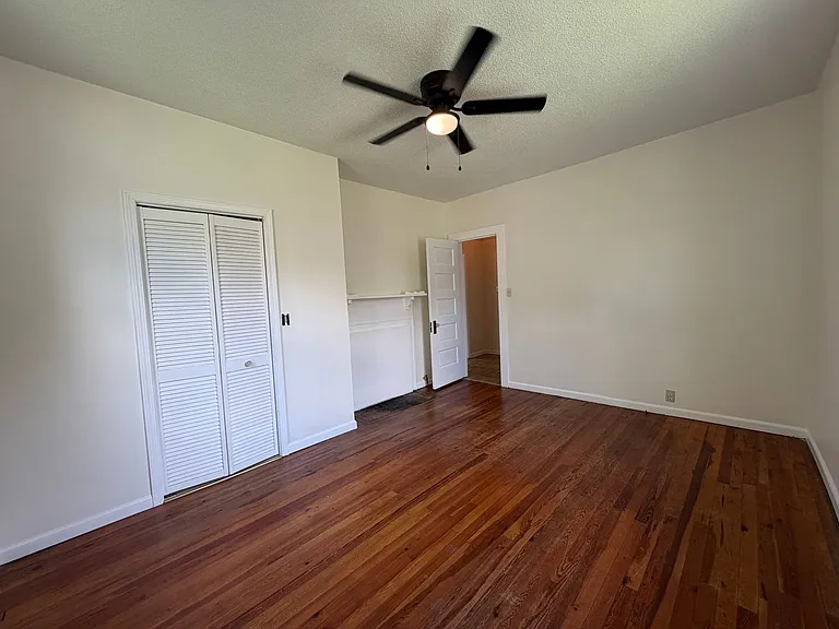 19 Oak St NE — Photo 21