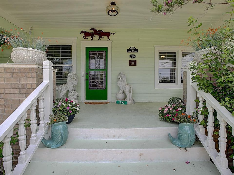 1st image of 1903 S Austin Ave