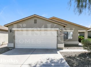 1023 E Desert Moon Trl, San Tan Valley, AZ 85143