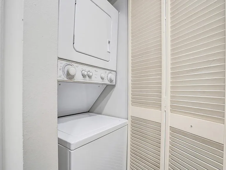 Washer/Dryer