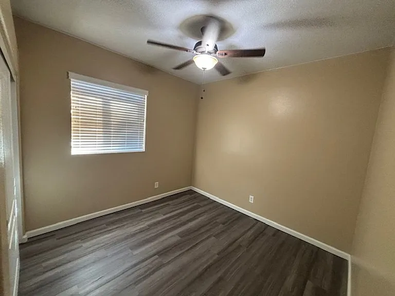 616 Morningside Ct — Photo 10