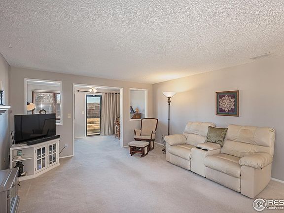 3rd image of 1100 Taft Ave #30