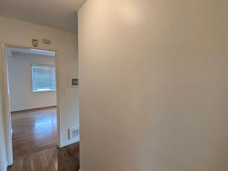 Magnolia Manor — Photo 24