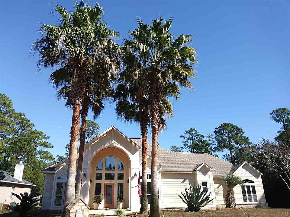 1st image of 1590 Champagne Ave