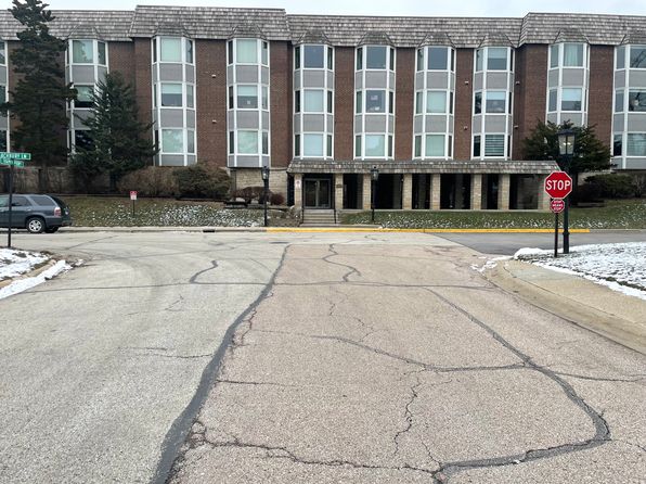 2400 Archbury Ln APT 3K