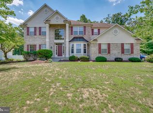 25 Sunflower Cir, Burlington, NJ 08016