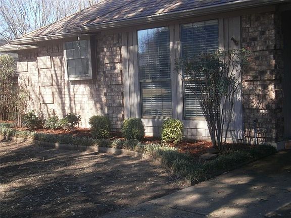 2nd image of 4000 Flamingo Cir