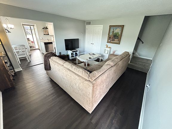 2nd image of 250 Donna Dr APT 2B