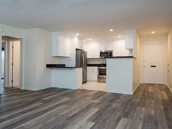 5th image of 1435 Felspar St APT 10