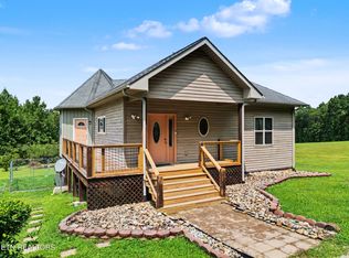 319 Oakmont Dr, Oneida, TN 37841
