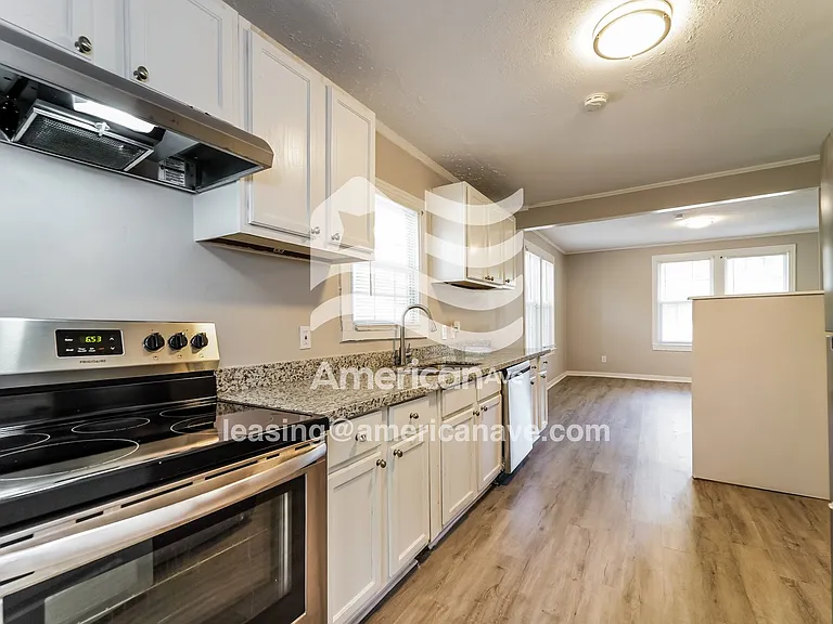 801765_008_wm_-_kitchen_13286553.jpg
