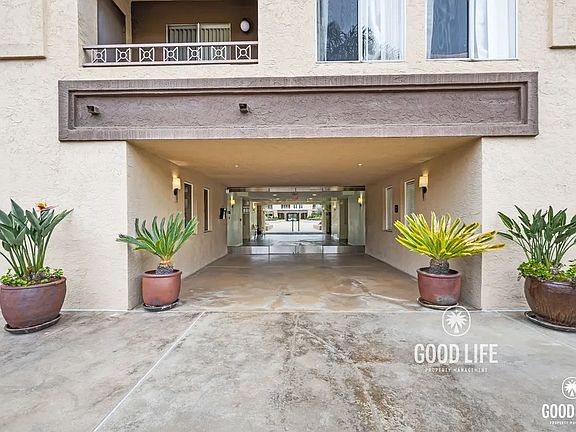 4th image of 8889 Caminito Plaza Centro #316