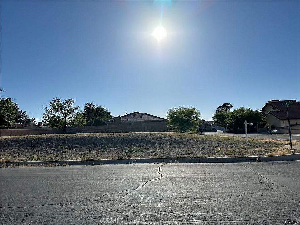2nd image of 0 Silver Lace Ln #18