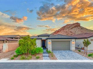 17 Mirage View Dr, Henderson, NV 89011