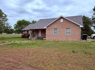 32 Nelson Dr, Childersburg, AL 35044