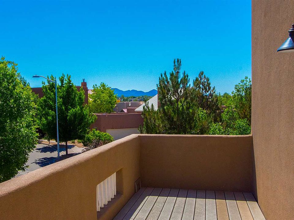 2nd image of 4340 Camino Lila