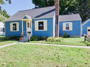 11 Winthrop St, Palmer, MA 01069