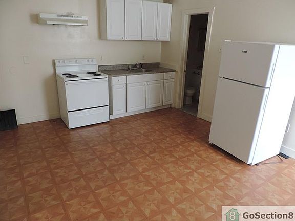 4th image of 86 North St #1
