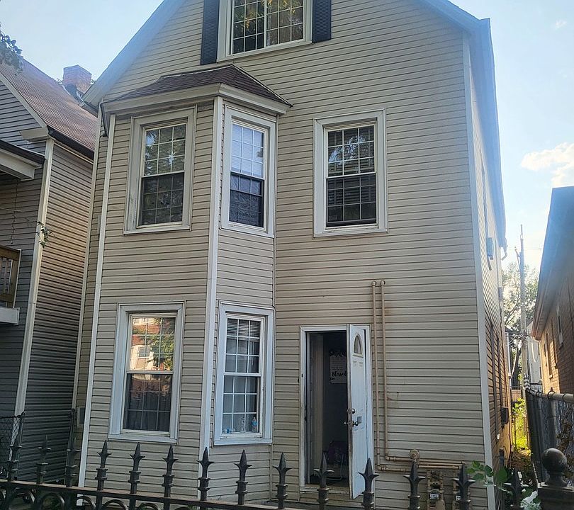 1st image of 4022 N Kimball Ave