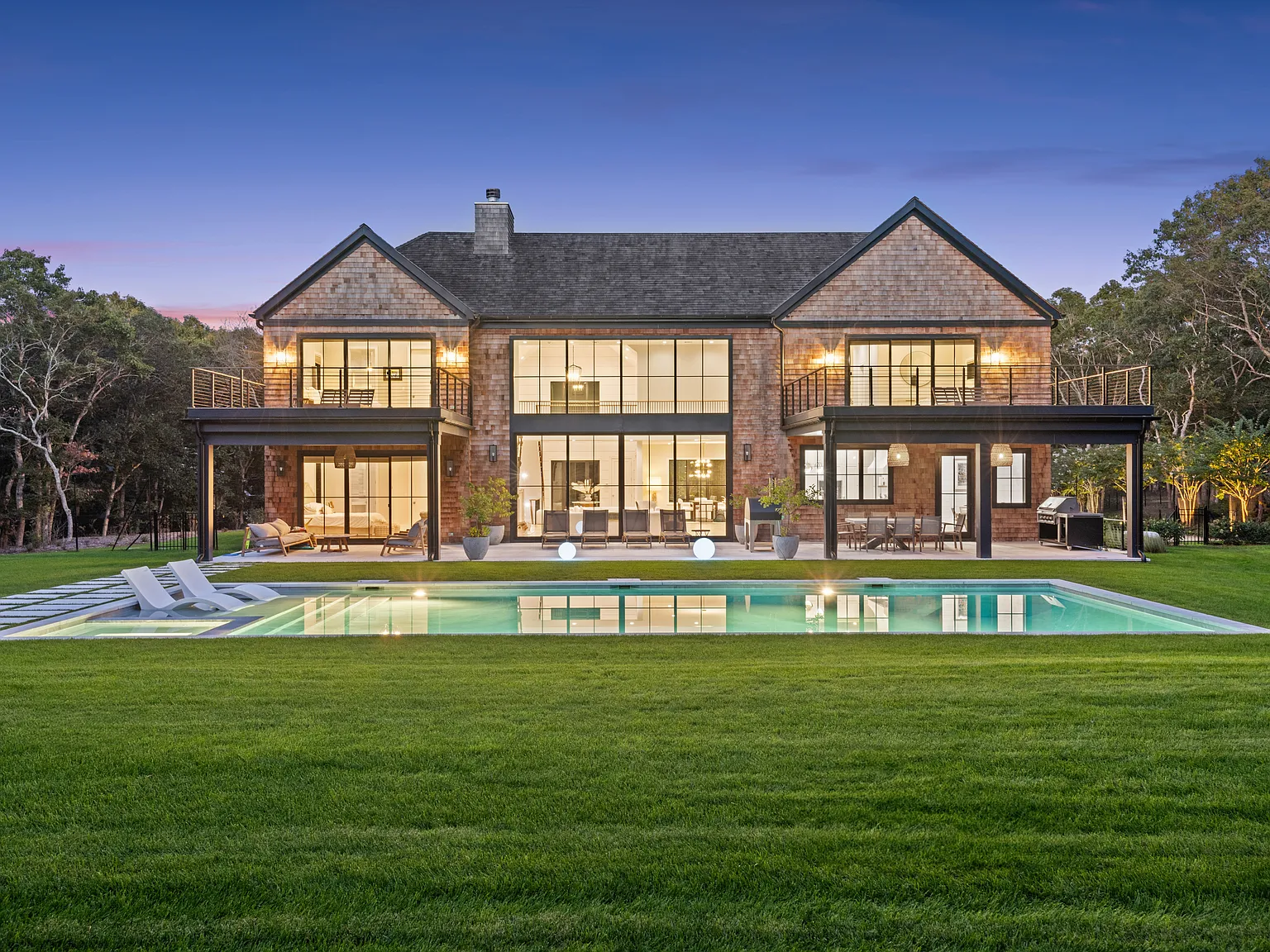 Immaculate New Construction in Sagaponack — Photo 1
