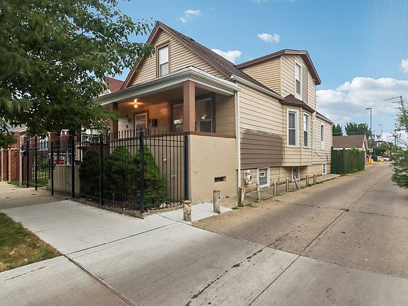 2nd image of 3143 W 54th Pl