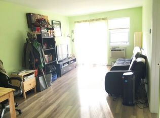 5917 154th Pl, Flushing, NY 11355