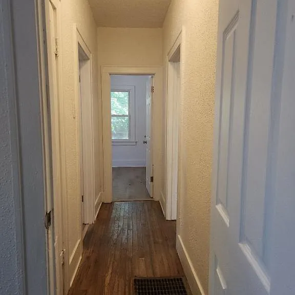 1361 Ellsworth St — Photo 5