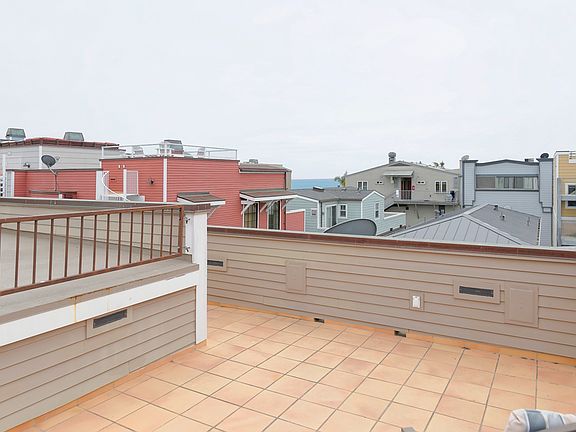4th image of 365 1st St