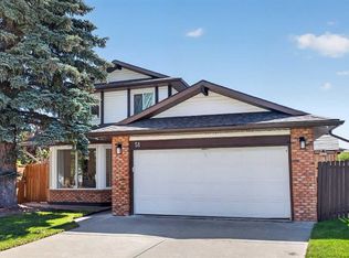 51 NW Millbank Ct SW, Calgary, AB T2Y2C9