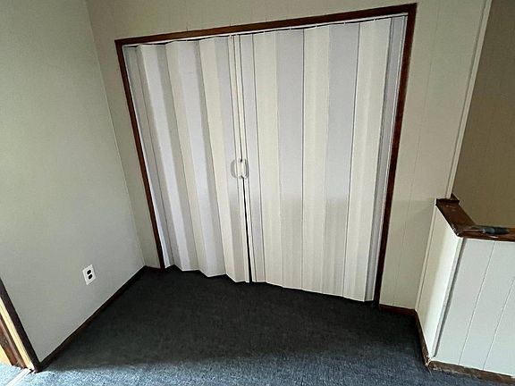 3rd image of 533 N Luzerne Ave #2