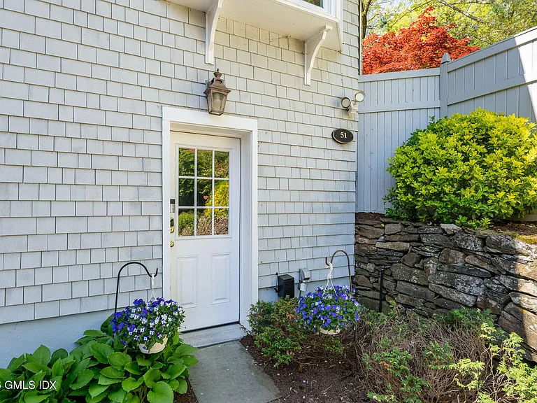 51 Glen Rd — Photo 30